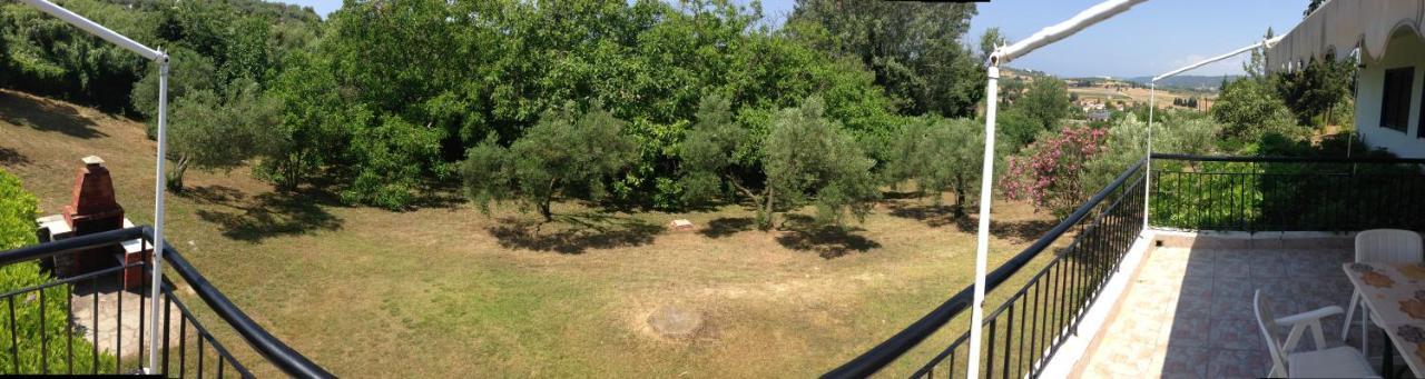 Secluded 1.8 Acre Garden Villa, For Exclusive Use With Stunning Views. Kalándra Kültér fotó